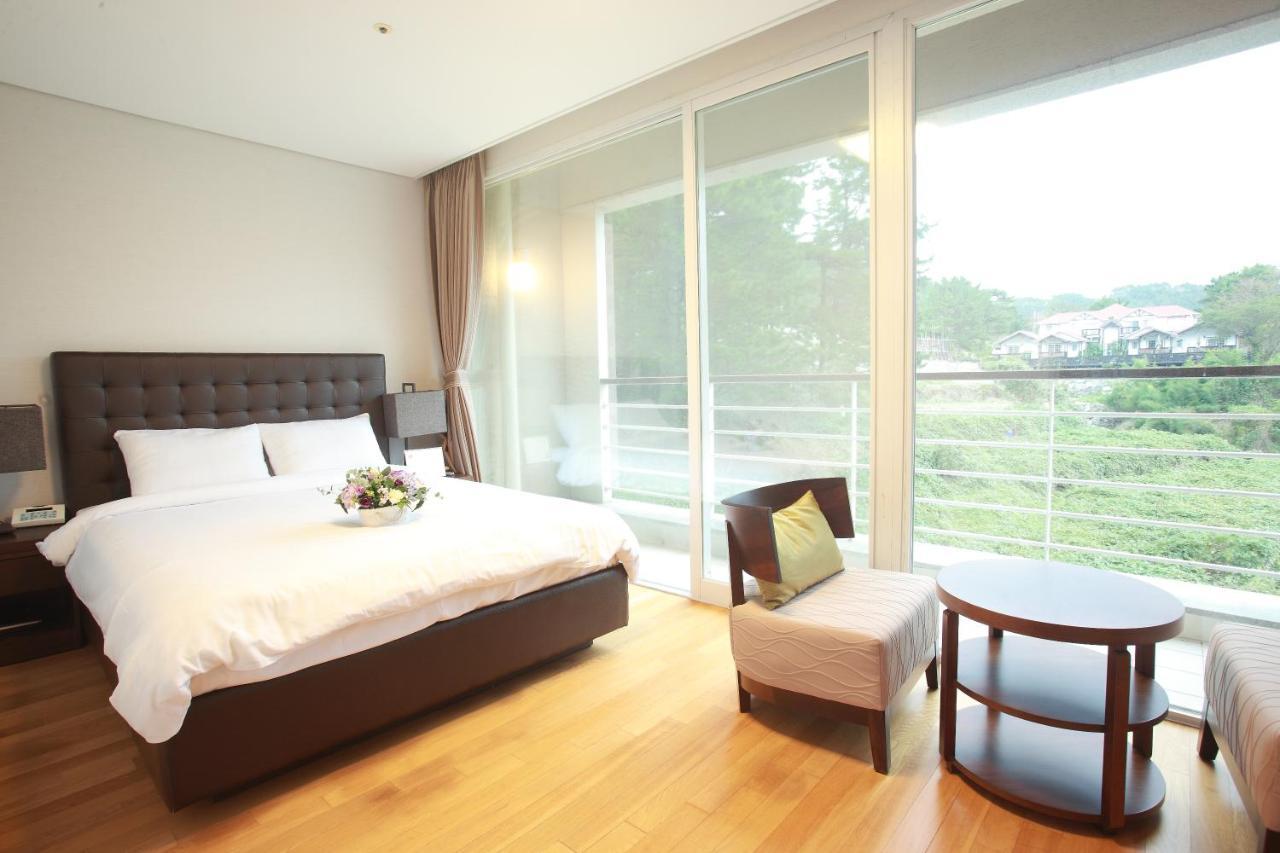 Hotel Riviera Geoje Εξωτερικό φωτογραφία