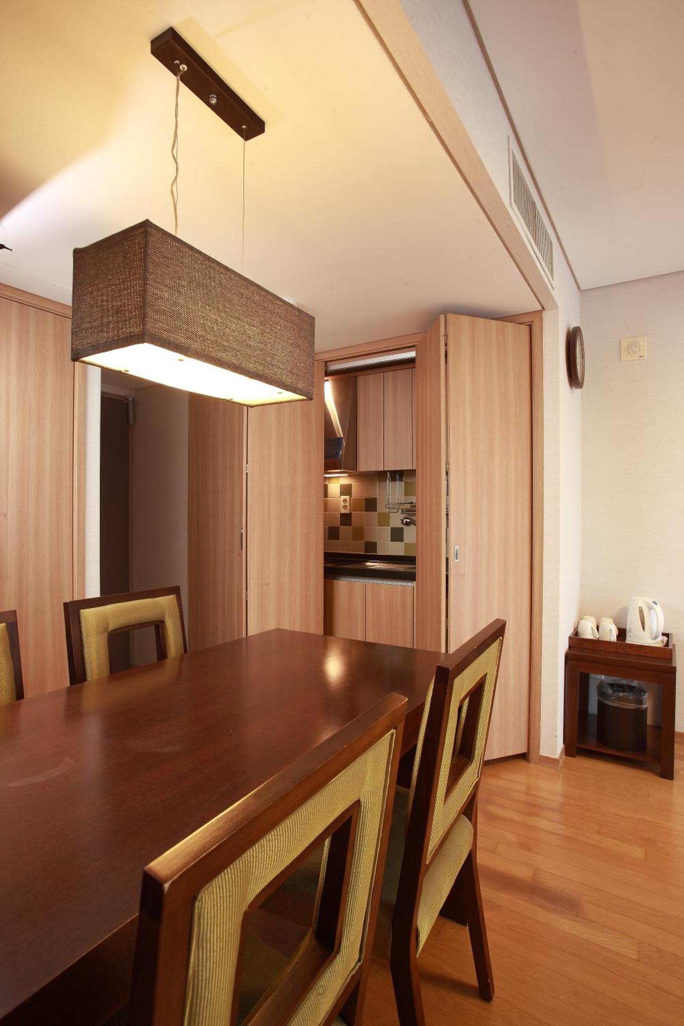 Hotel Riviera Geoje Εξωτερικό φωτογραφία