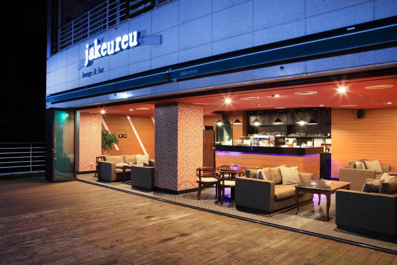 Hotel Riviera Geoje Εξωτερικό φωτογραφία